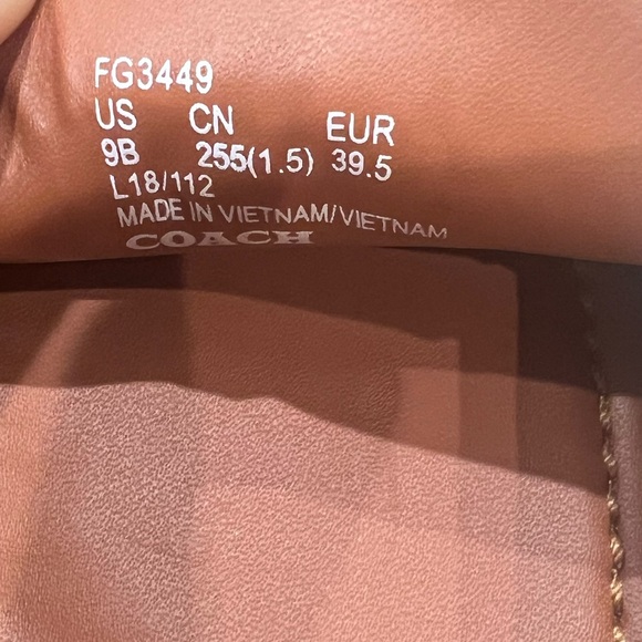 COACH NWOT Greenwich Slip-on Flat Loafer Black Pebble Leather Bow Tassel, Size 9 - Picture 7 of 9